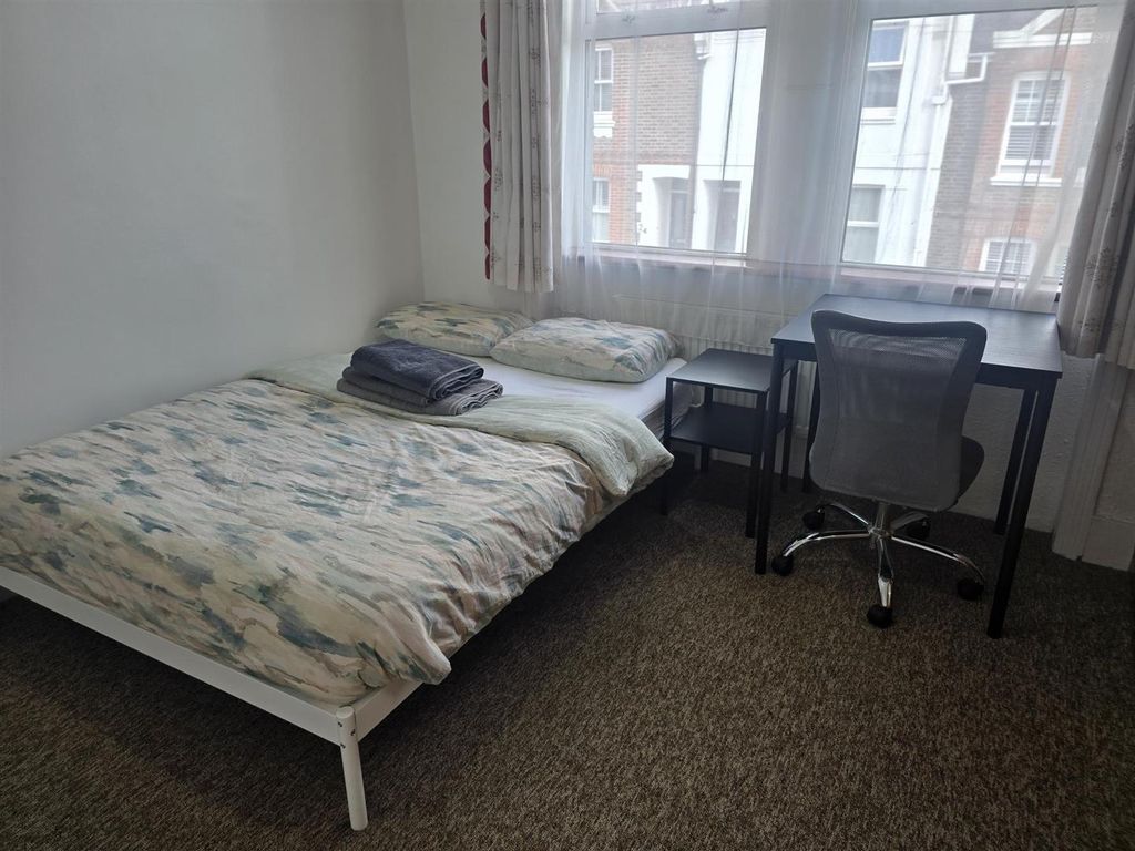 Property photo 3 of 11 20250828_154323.Jpg