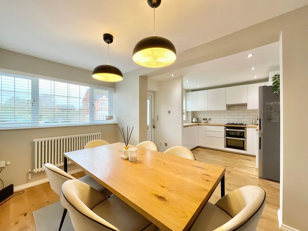 Property photo 3 of 26