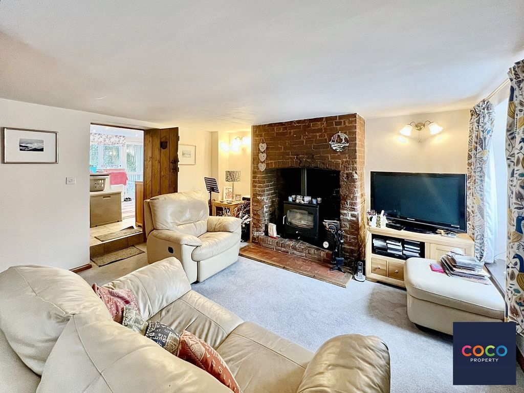Property photo 3 of 20 Sitting Room