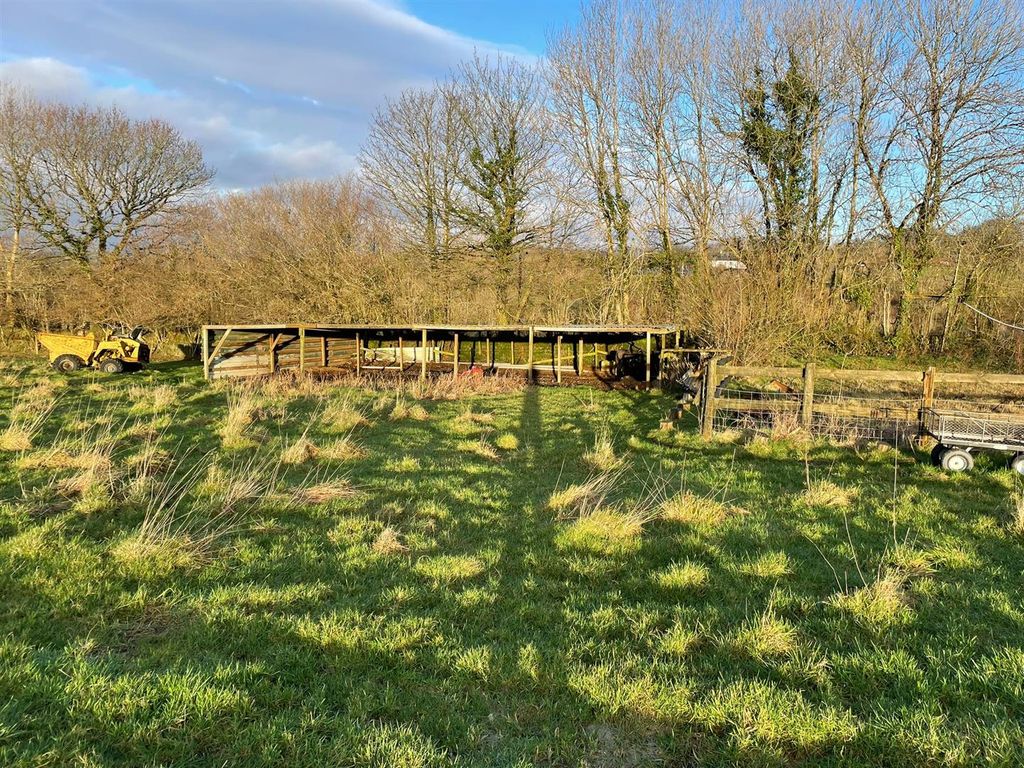 Property photo 2 of 4
