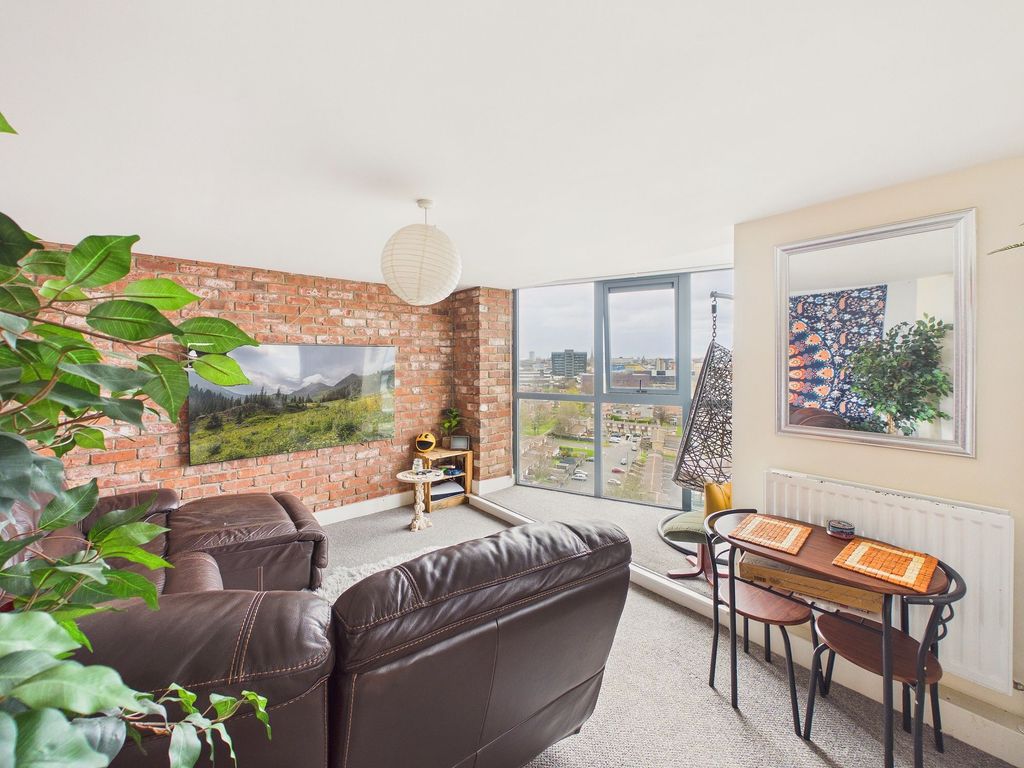 Property photo 1 of 11 Lounge