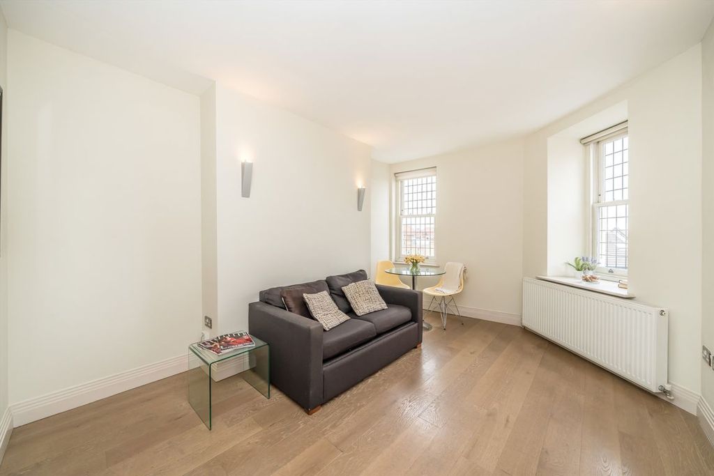 Property photo 2 of 6