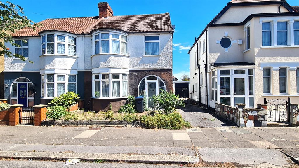 Property photo 1 of 13
