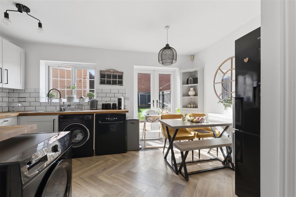 Property photo 3 of 34 3