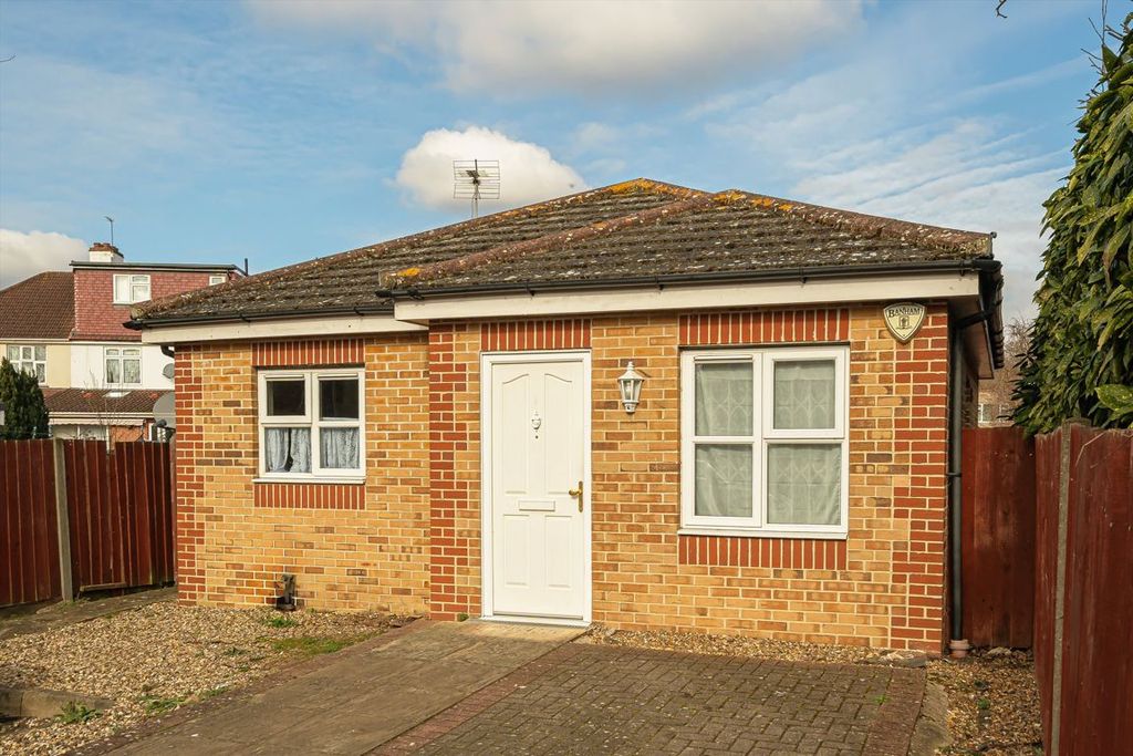 Property photo 1 of 5