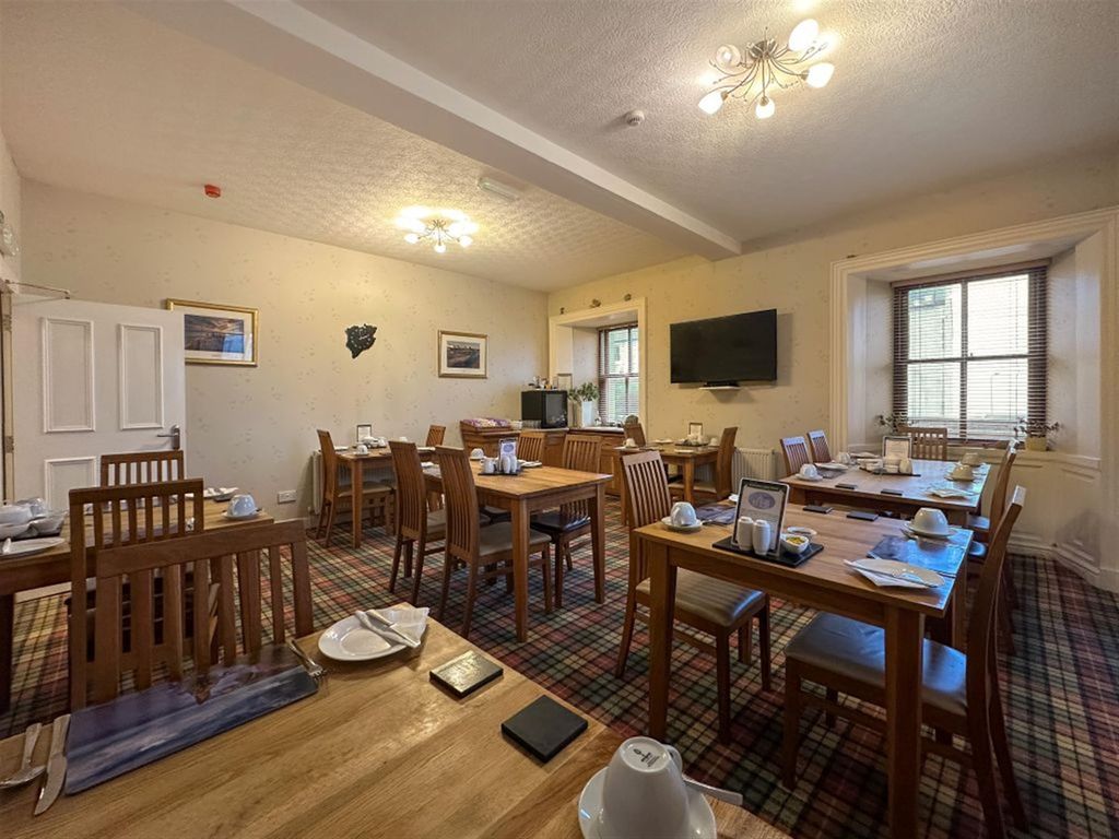 Property photo 3 of 12 Photo 2