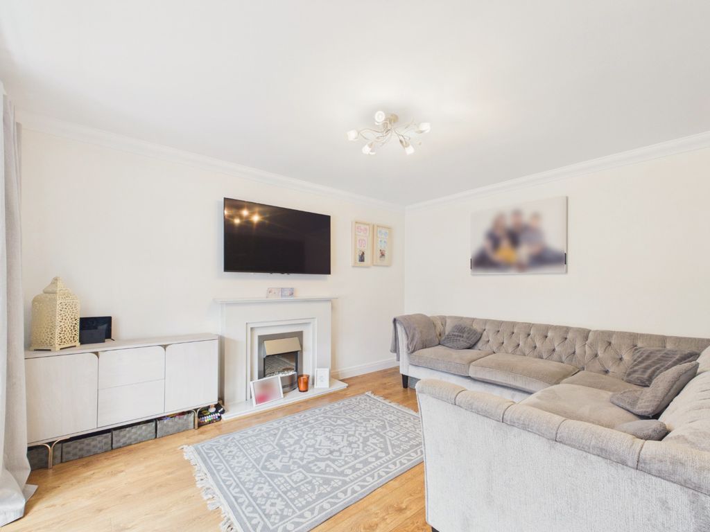 Property photo 2 of 22 5420454