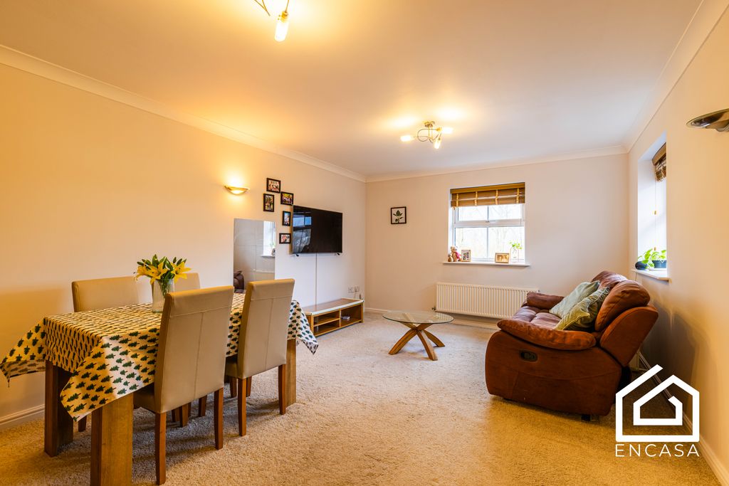 Property photo 3 of 12 Westley Heights-1