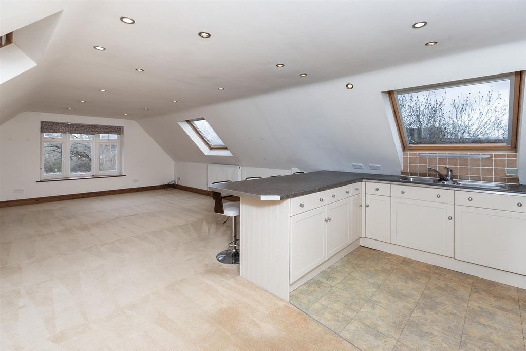 Property photo 3 of 11 Img_6609.Jpg