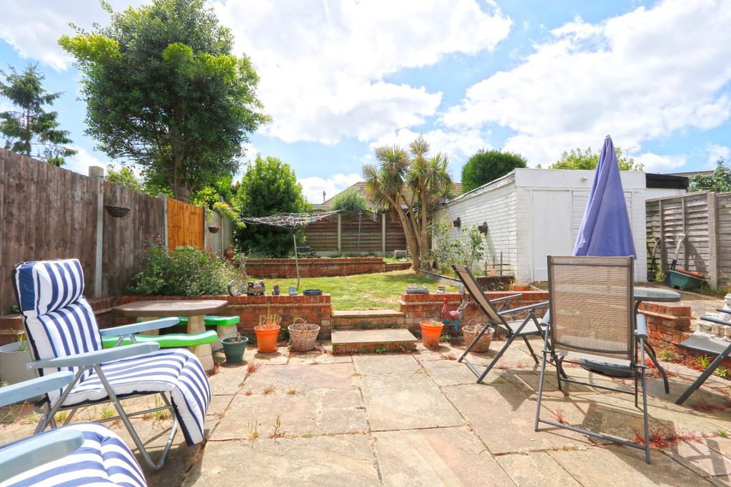 Property photo 2 of 14 4322902