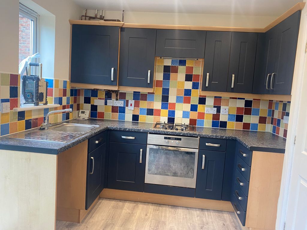 Property photo 2 of 13