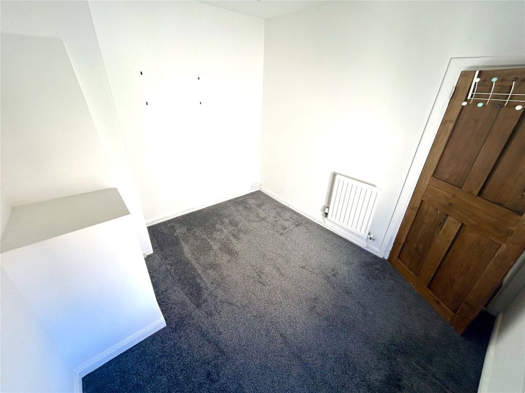Additional image 5 of 3 bed terraced house to rentCommercial Street, Newtown, Powys SY16