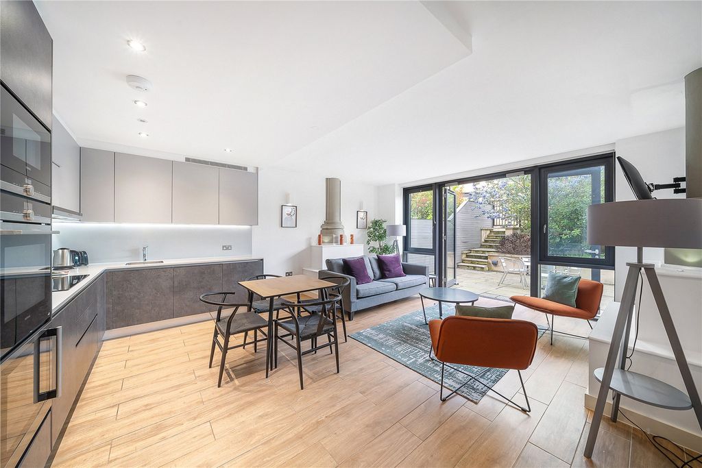 Property photo 1 of 14 Picture No. 02