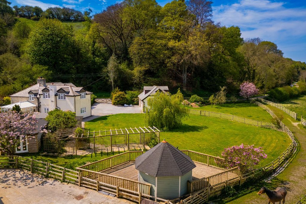 Property photo 1 of 26 Garden