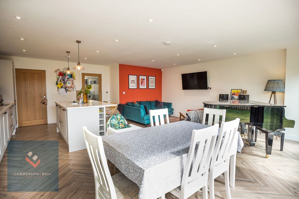 Property photo 3 of 30 Open Plan Living/Dining/Kitchen