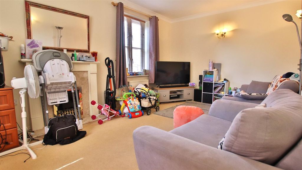 Property photo 3 of 10 Img_8948.Jpg