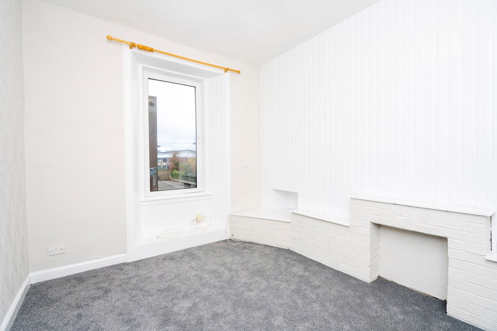 Property photo 2 of 16 Photo 2