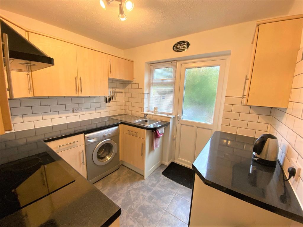 Property photo 2 of 11 Image