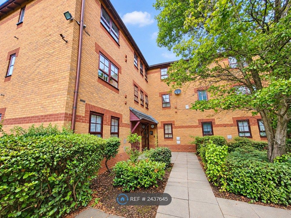 Property photo 1 of 13 Entrance