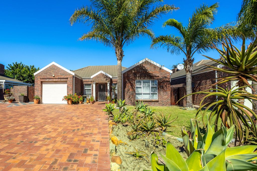 Property photo 1 of 20 Dbv1731897