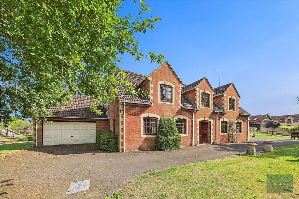 Property photo 1 of 46 Picture No. 22