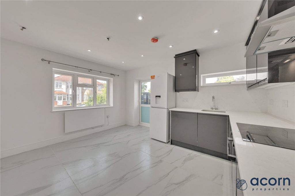 Property photo 2 of 5 Picture No. 03
