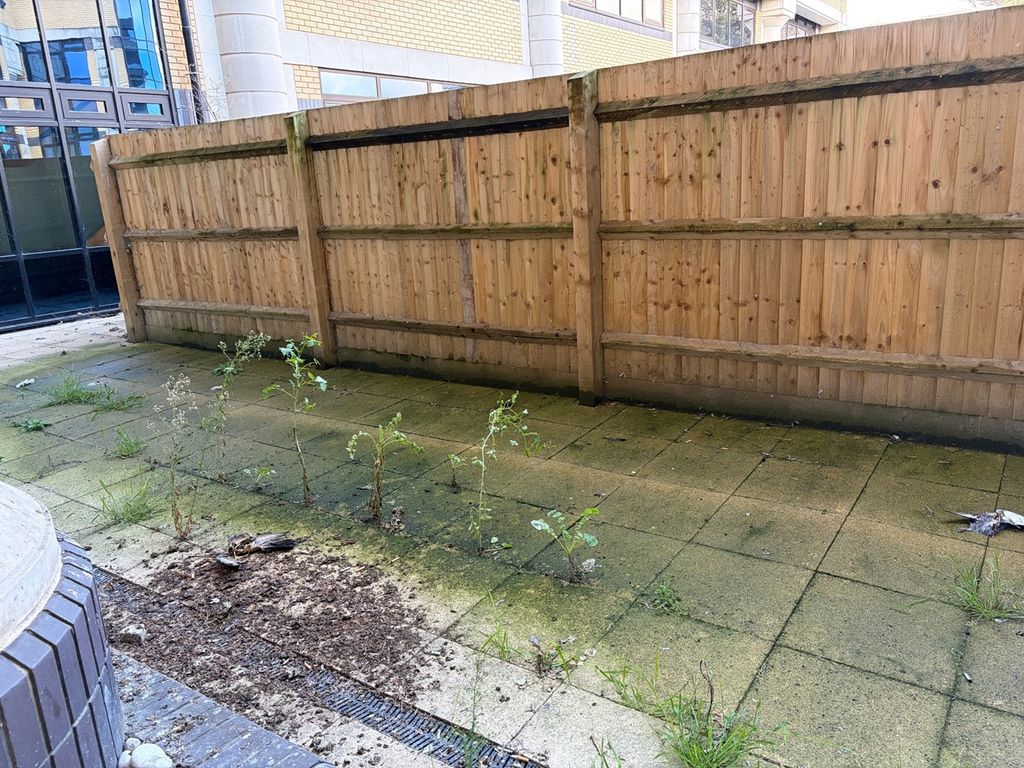 Property photo 3 of 11