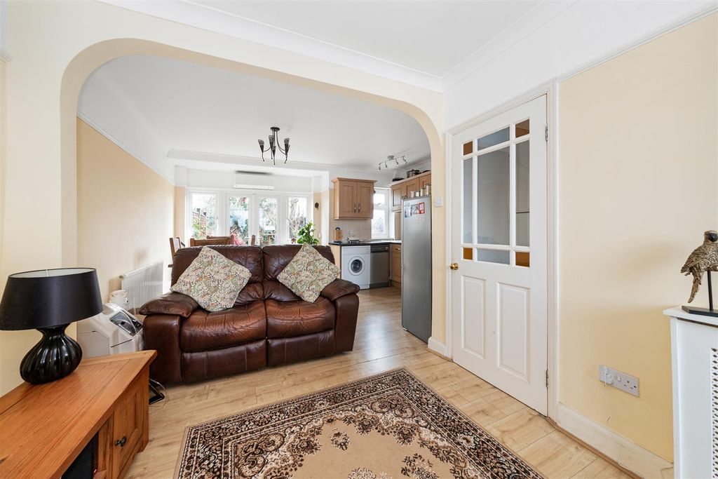 Property photo 3 of 14 Reception Room