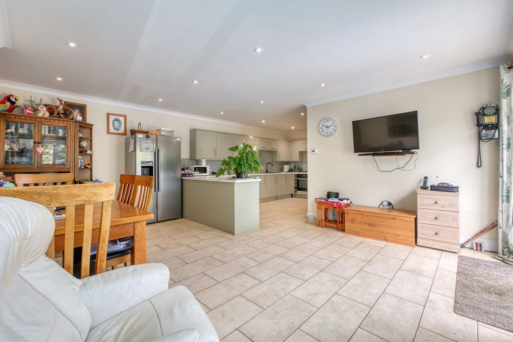 Additional image 25 of 5 bed detached bungalow for saleHempstead Lane, Hailsham BN27