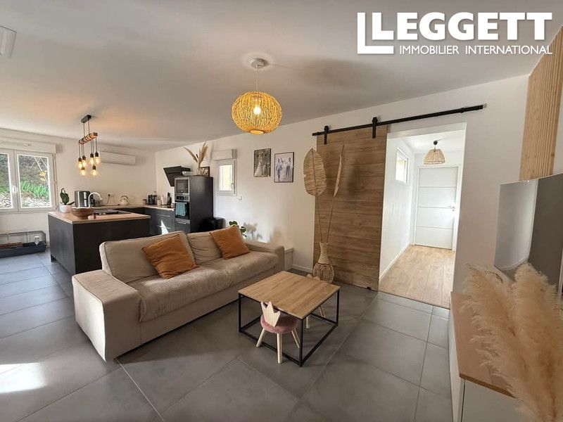 Property photo 2 of 10