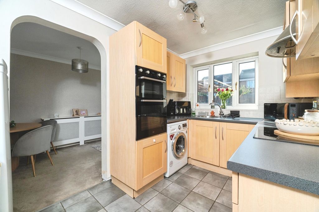 Property photo 3 of 22 Kitchen View 2