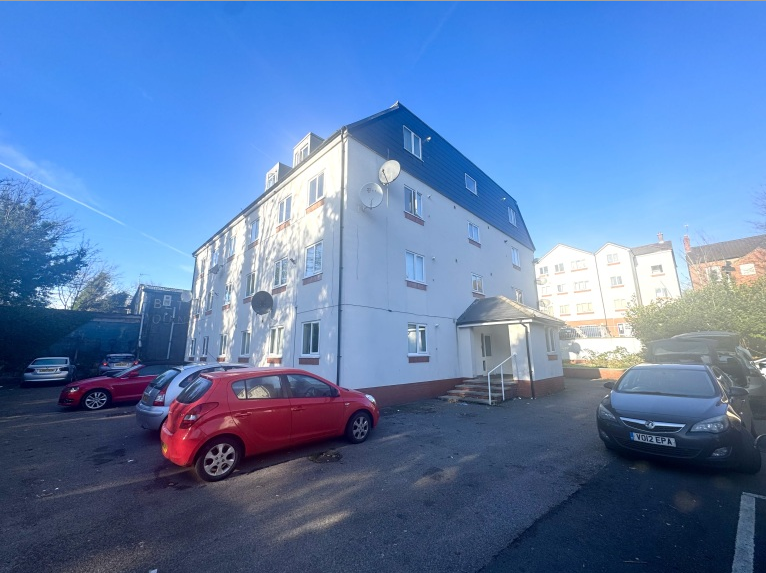 Property photo 1 of 4