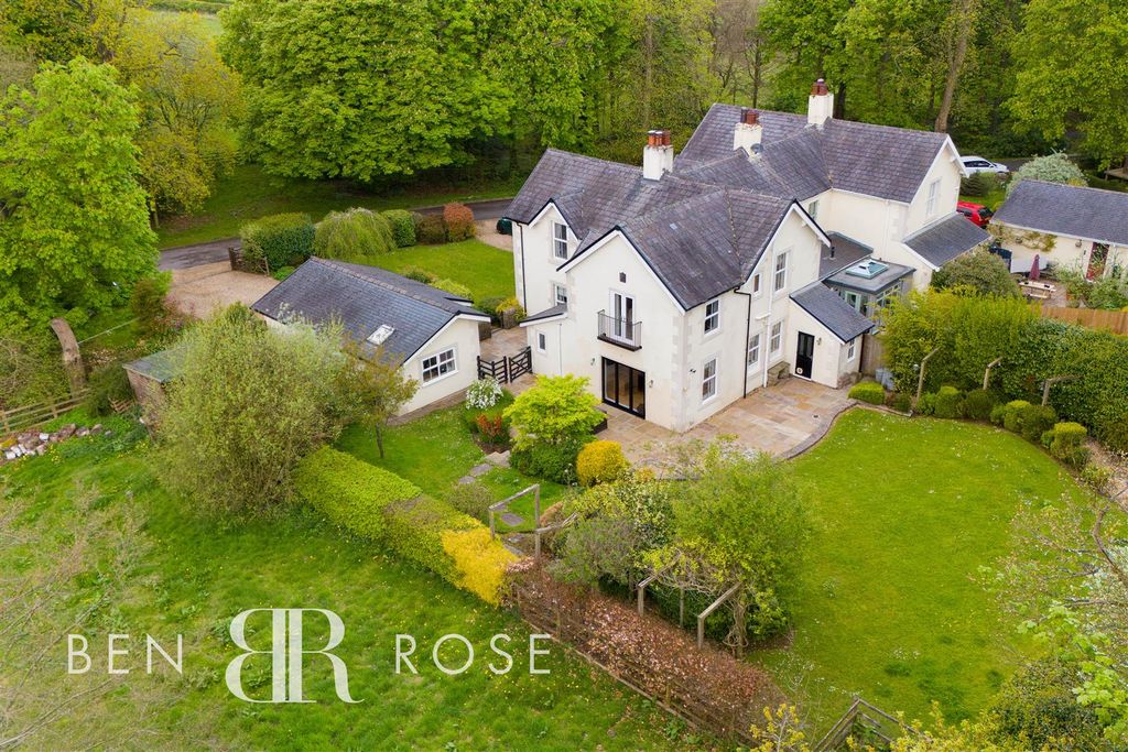 Property photo 1 of 40 Aerial View - Rear External