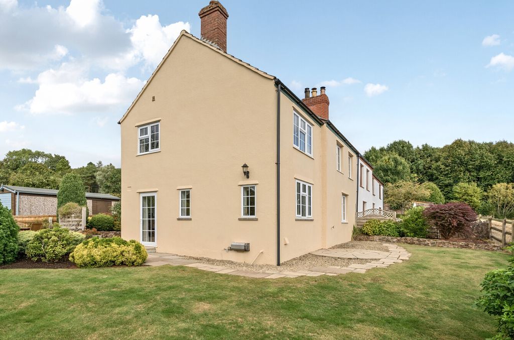 Property photo 2 of 25 1332494-23-68B54c...
