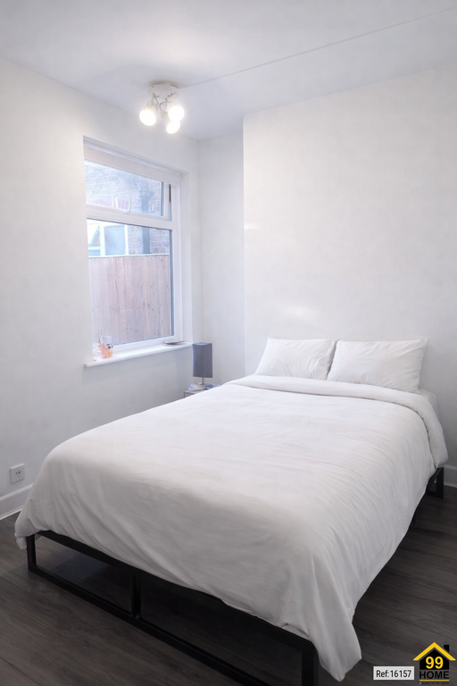 Property photo 3 of 9 Photo 2