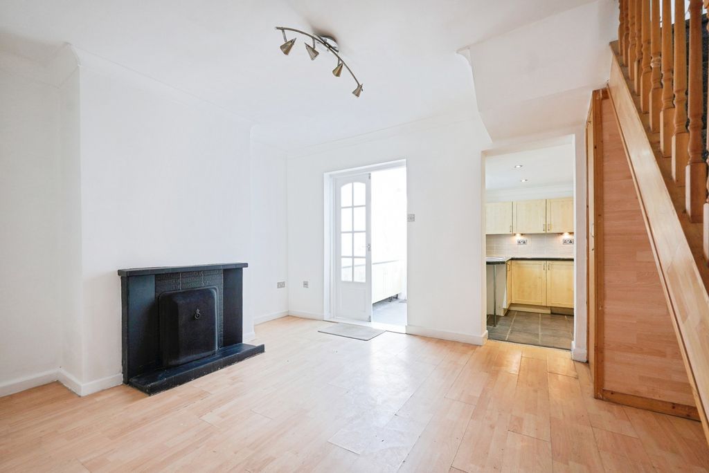 Property photo 2 of 23 Pbox-Img.Jpg