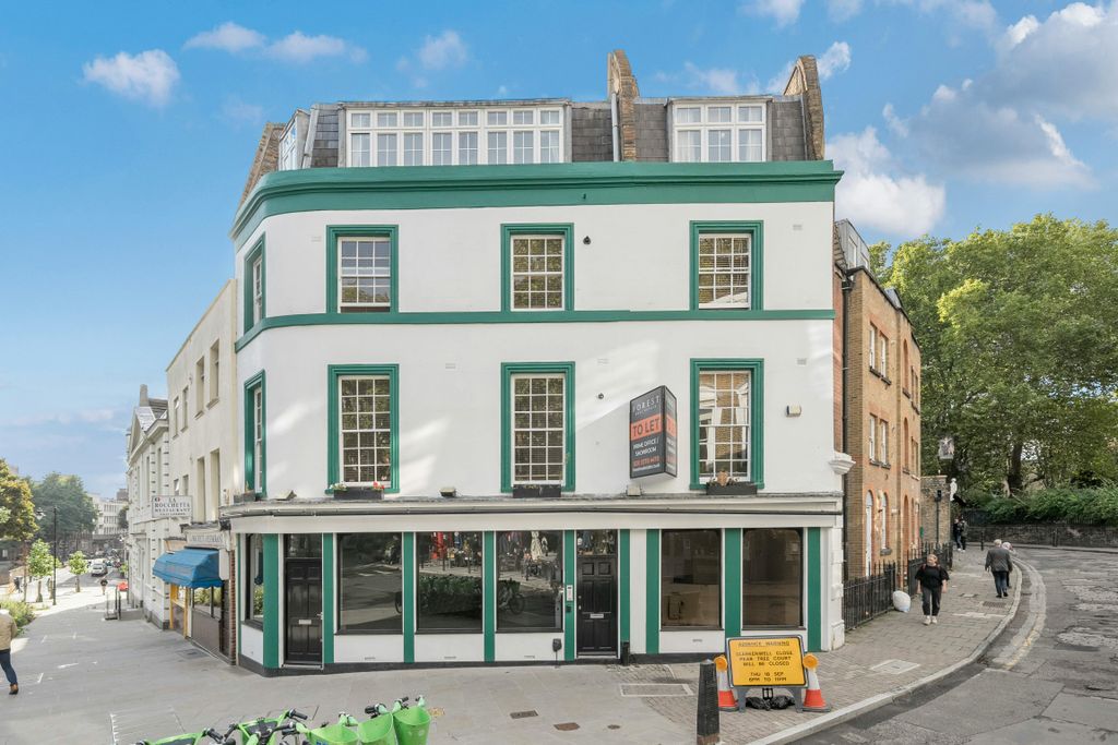 Property photo 1 of 8 1350340168c2F56944461.Jpg