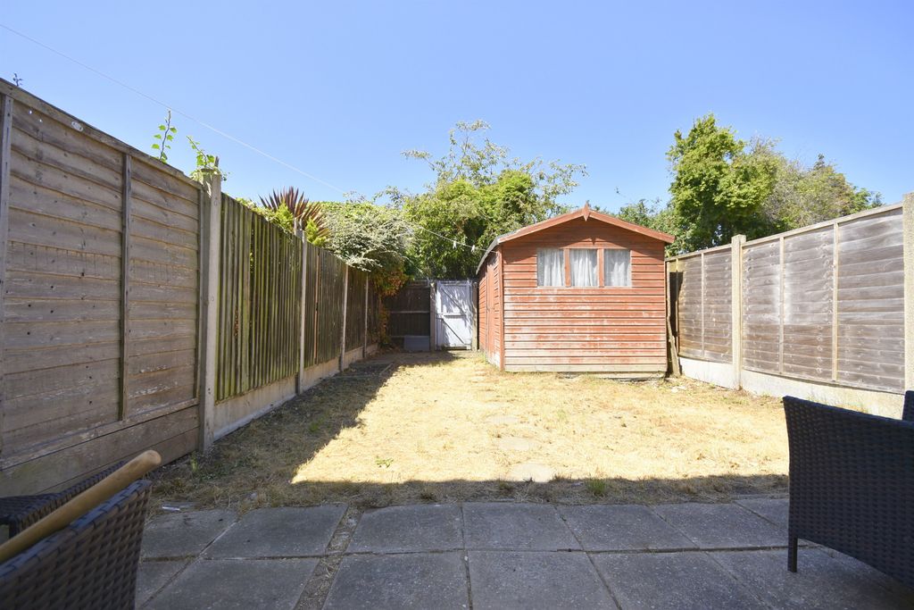 Property photo 2 of 10