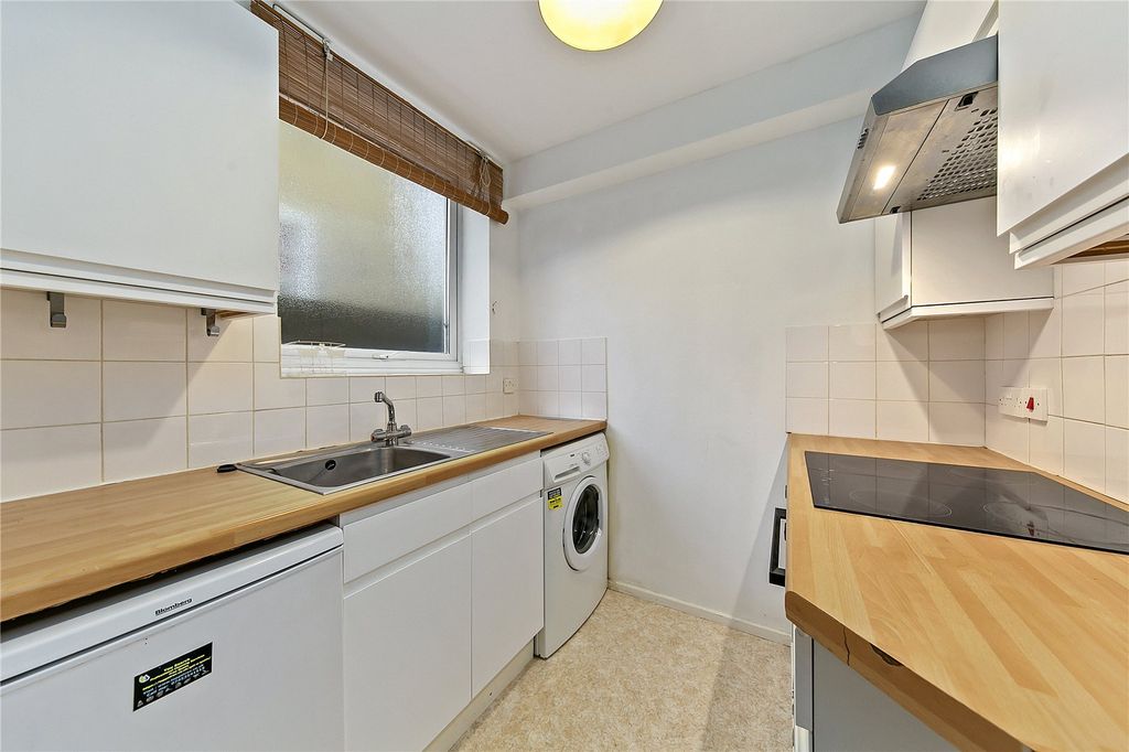 Property photo 3 of 9 Picture No. 26