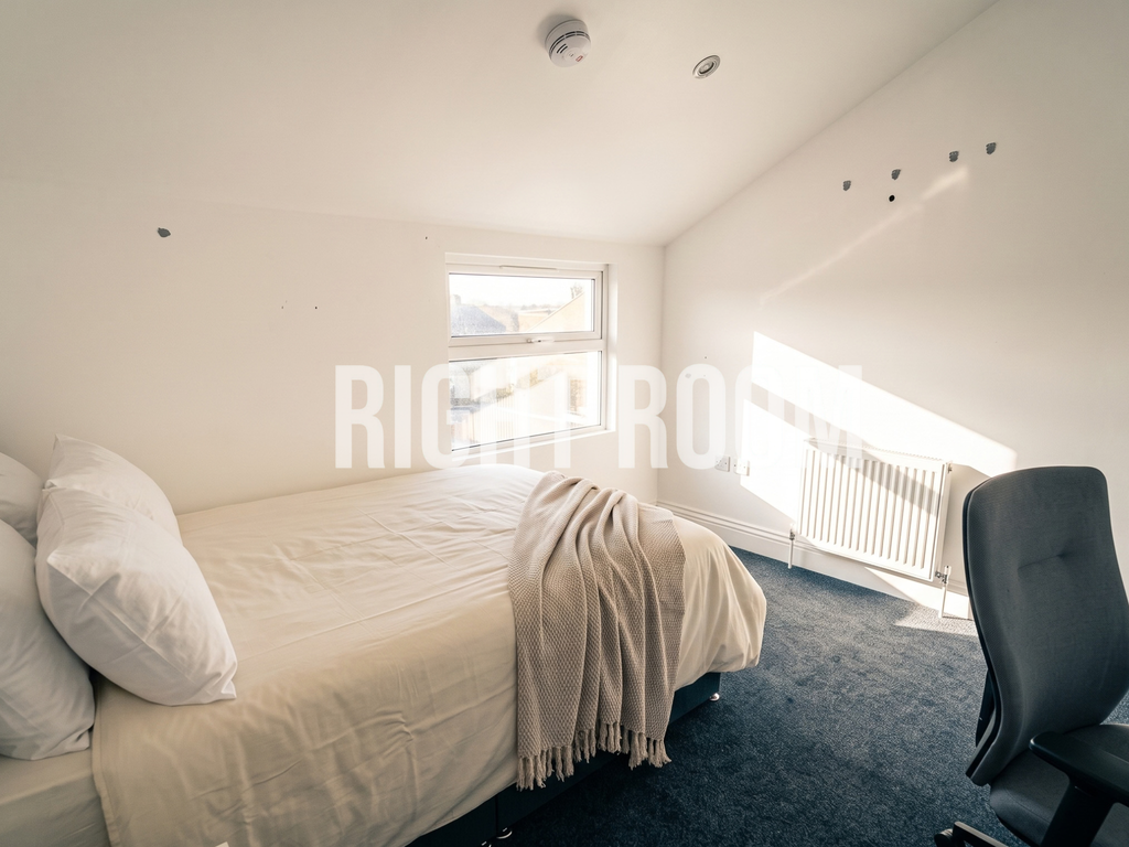 Property photo 2 of 3