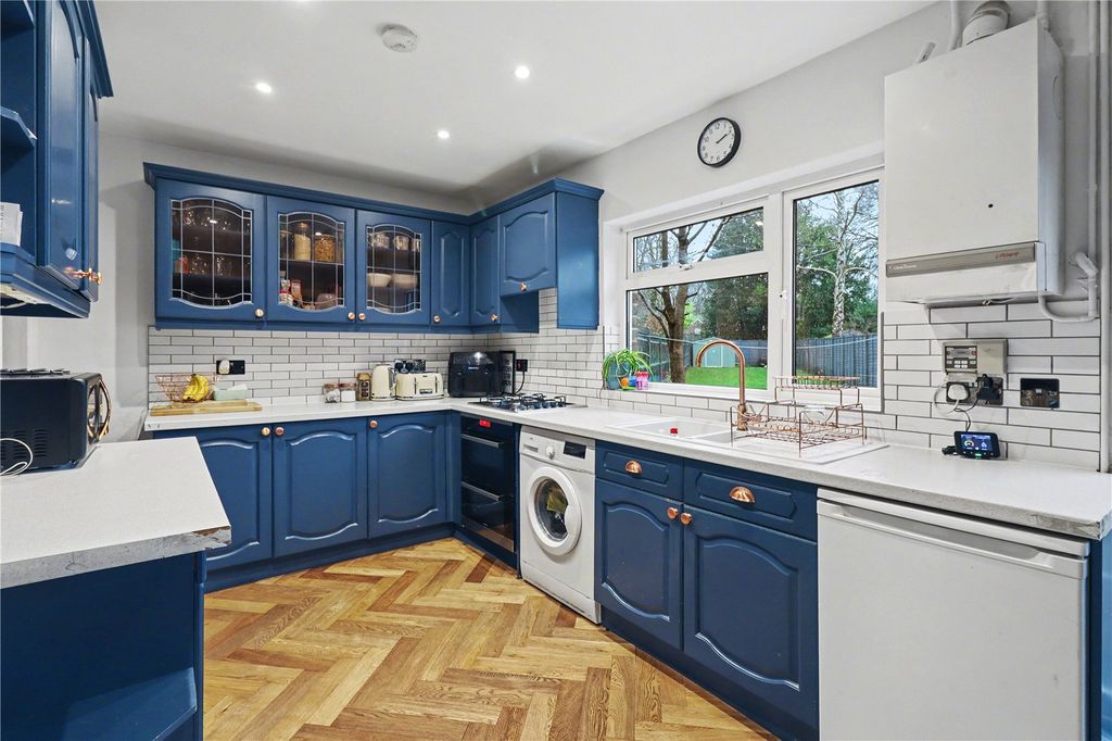 Property photo 2 of 13 Kitchen