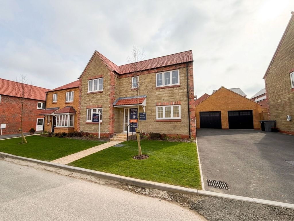 Property photo 1 of 12 Front