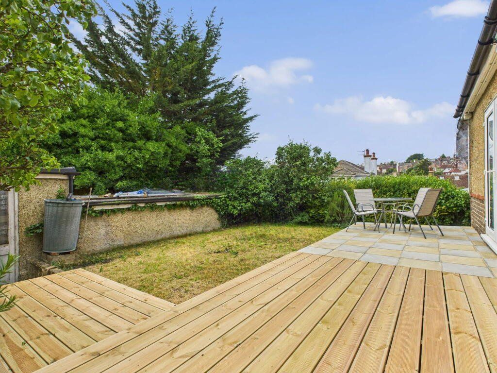 Property photo 2 of 20 Picture No. 55