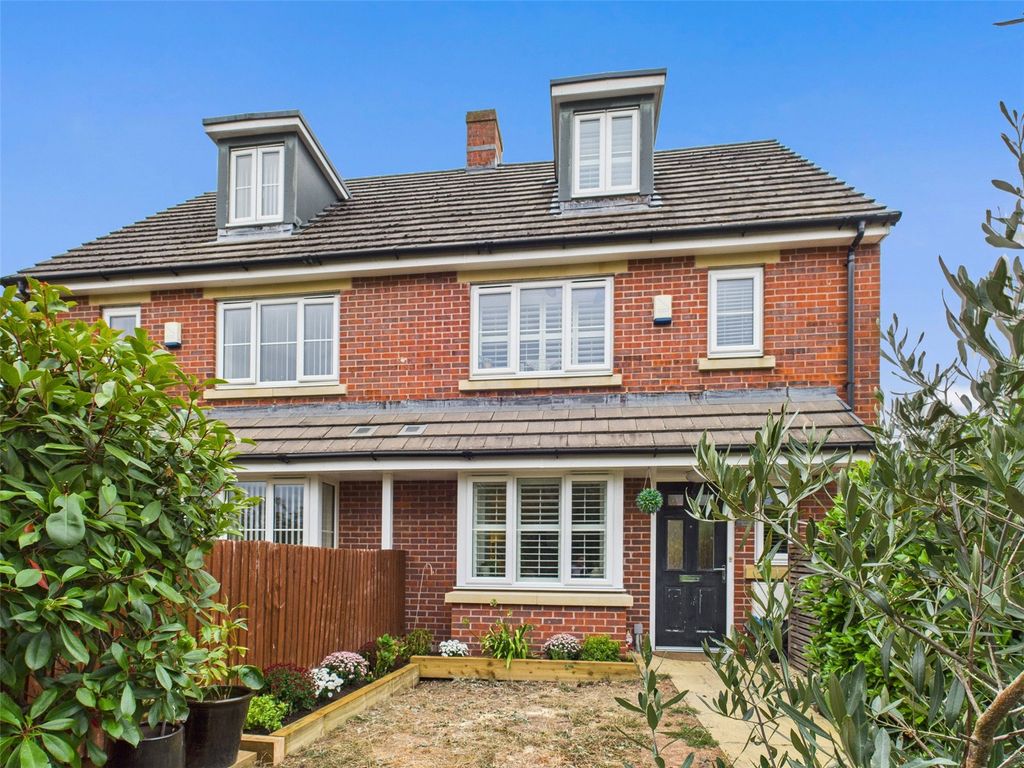 Property photo 1 of 25 Picture No. 30