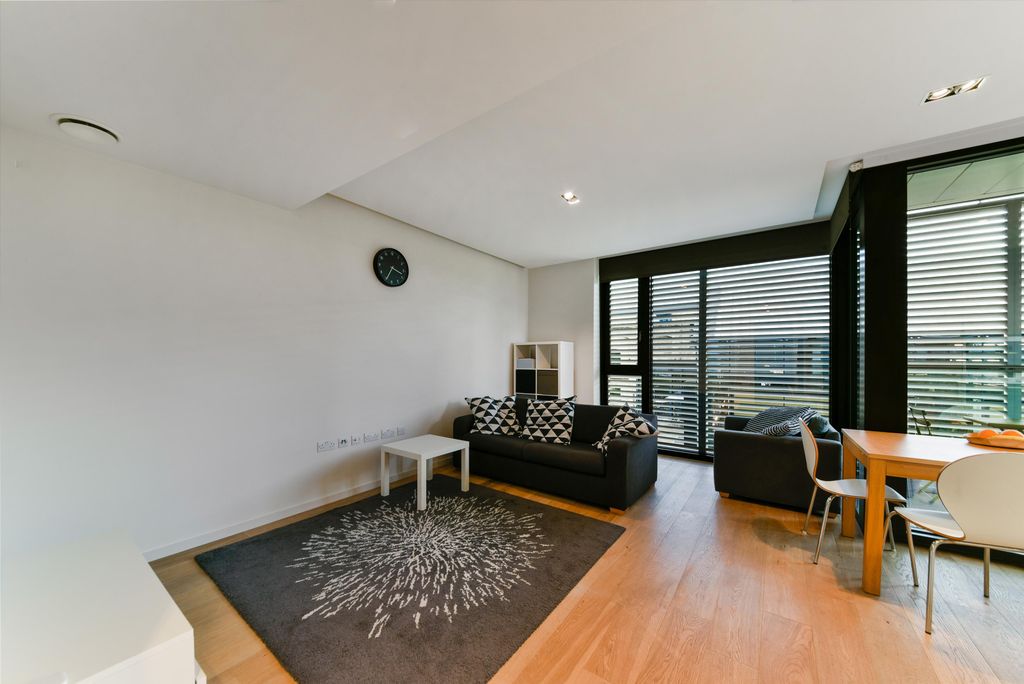 Property photo 3 of 12 Image