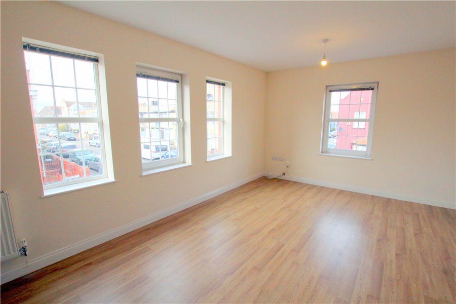Property photo 3 of 5