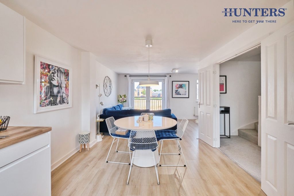 Property photo 2 of 26 Pbox-Img.Jpg