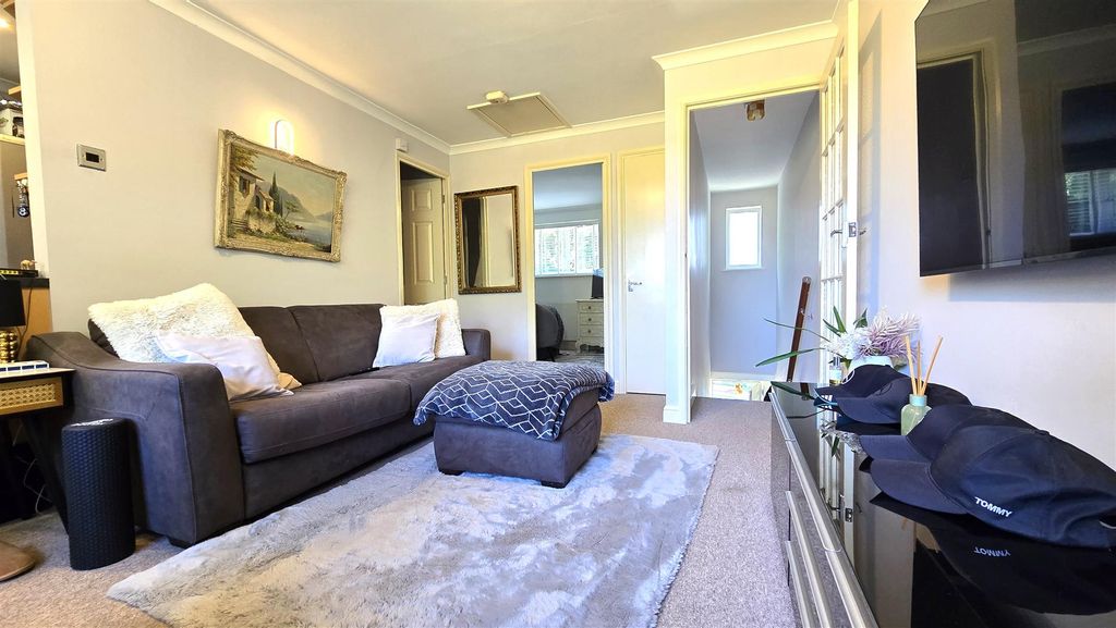 Property photo 1 of 8 44.Jpg