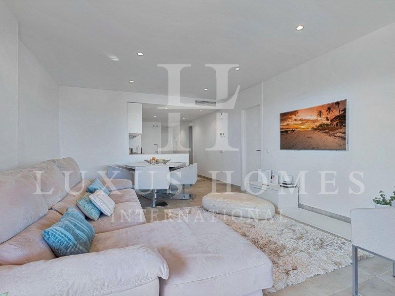 Property photo 3 of 11