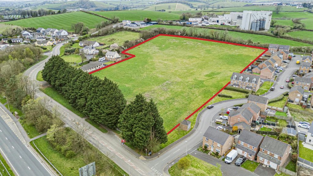 Property photo 1 of 8 Redlines2.Jpg